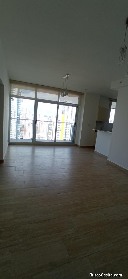 Se alquila apartamento de 2 recamaras con línea blanca