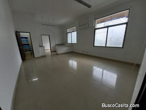 Av Perú Alquilo Bonito Apartamento 450usd.1 rec, 1 baño, VACÍO