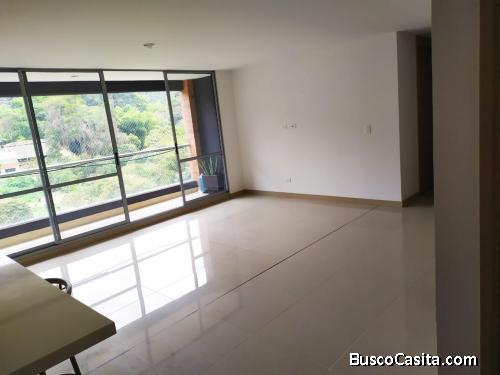 Colombia-Medellín,Sabaneta Vendo Bonito y Amplio Apartamento 105m2.