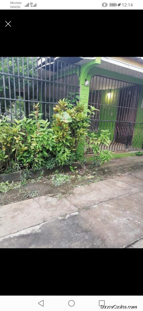 SE VENDE CASA CON URGENCIA 