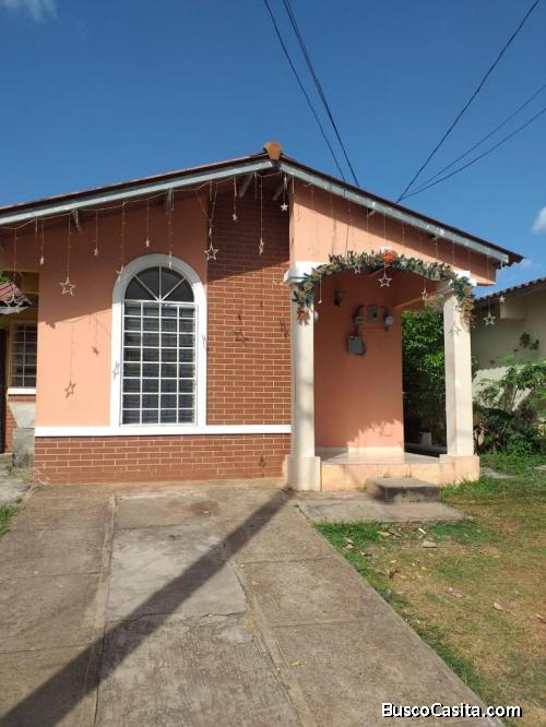 Alquilo casa  lugar  tranquilo