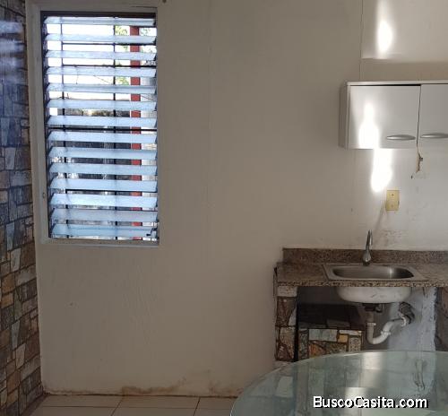 Alquilo apartamento de dos recámaras