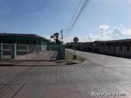 Alquiler Casa 3rec 1 baño Urb. Don Bosco 