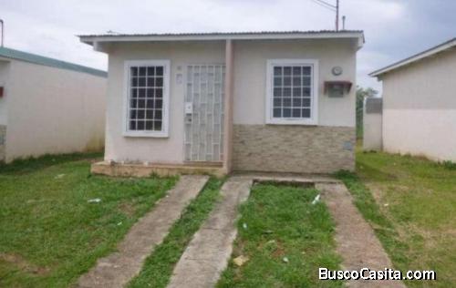 Se alquila casa completa 