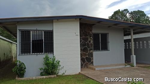 Casa remodelada en la Floresta, Vacamonte en Arraiján