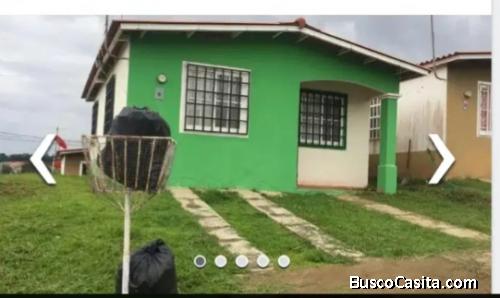 SE ALQUILA CASA DE ESQUINA ENTRANDO POR FEULLETH, BDA VALLE REAL LA CHORRERA