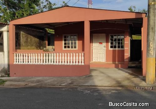 ALQUILO CASA EN LA CHORRERA BARRIADA LOS GUAYACANES PRIMERA ETAPA - ENTRADA PRINCIPAL