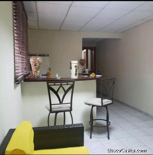 Se alquila cómodo apto en Villa Lucre