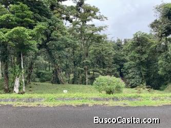 Se vende Terreno en Altos del Maria 