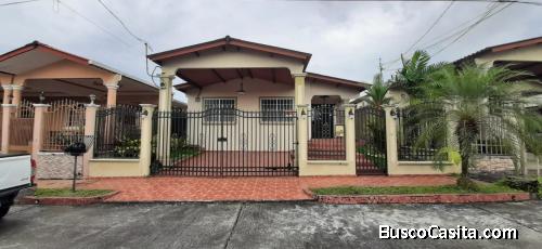 Se Vende Casa en Brisas del Golf