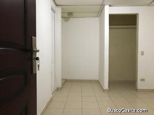 Alquilo una recamara para una un baño para una persona no mascotas, $250.00