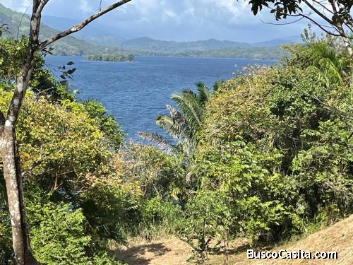 Hermoso terreno con vista y salida al Lago NEGOCIABLE