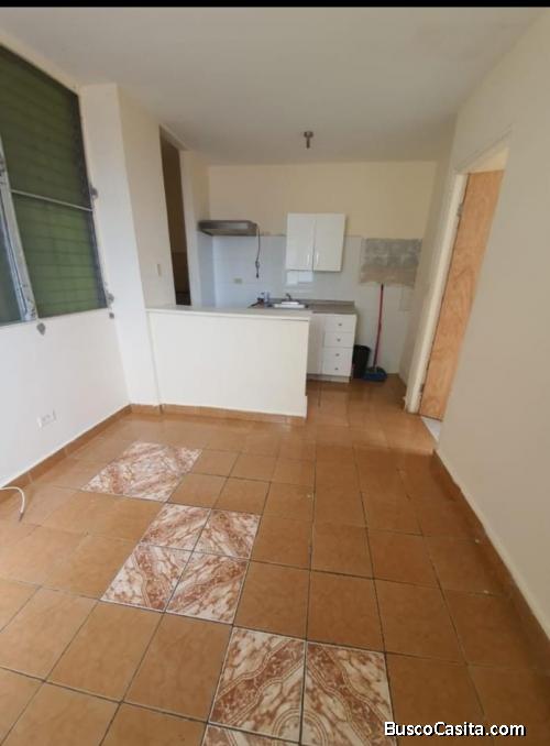 VENDO APARTAMENTO EN PARQUE LEFEVRE CERCA DEL WAIKIKI 