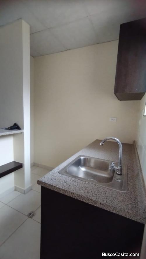 Se alquila casa en chorrera - verde limon 