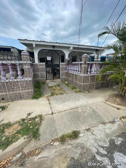 Se Vende Casa En Colinas De Las Cumbres B. 85 000 Negociable