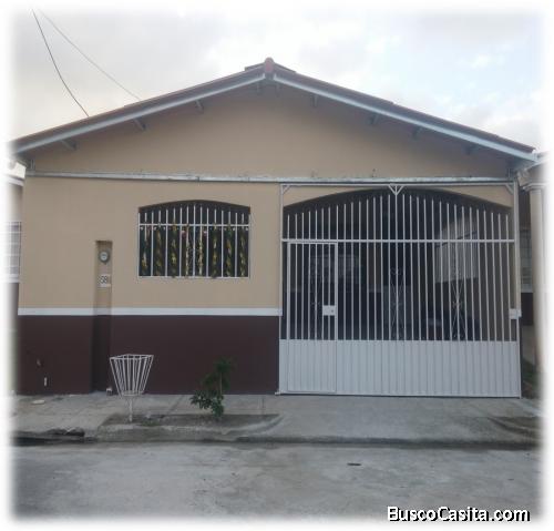 ALQUILO CASA EN VACAMONTE, COROTU