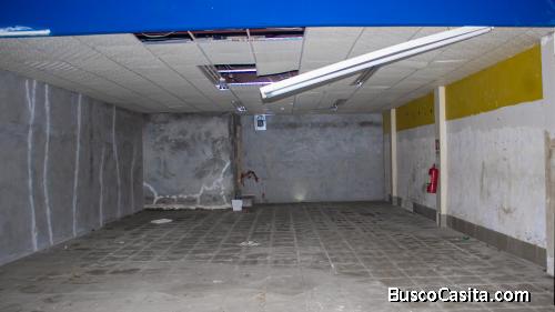 Local comercial en alquiler en Colón