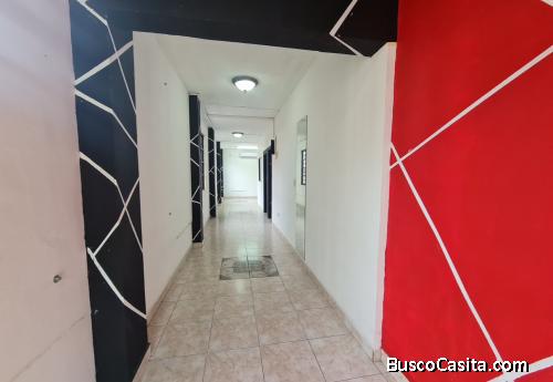 Local comercial En Planta Baja (David) Zonal de Alto Tráfico.