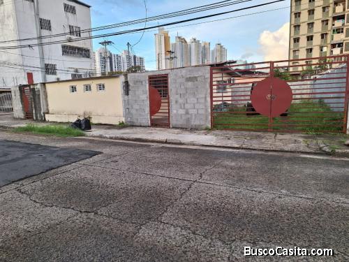 Venta de casa de esquina en Betania (villa caceres)
