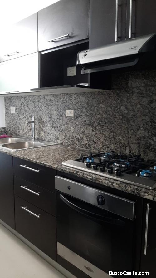 EXCLUSIVO APARTAMENTO CON VISTA A ESTADIO DE BÉISBOL PARA COMPRAR