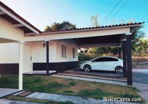 ALQUILO CASA CON PISCINA 