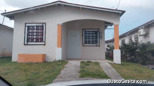 Alquilo casa en La Chorrera