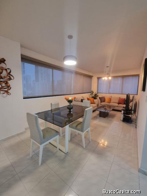 Alquilo Apartamento en Royal Center Panamá