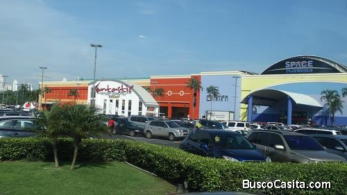 SE ALQUILA LOCAL COMERCIAL EN ALBROOK MALL