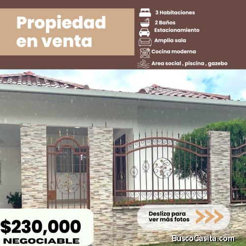 VENTA DE CASA MODERNA CON PISCINA -PRECIO NEGOCIABLE