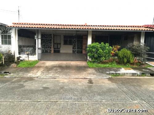 Casa en venta en la Floresta Arraijan!