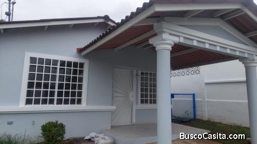 Se alquila casa en praderas del rocio sin intermediarios