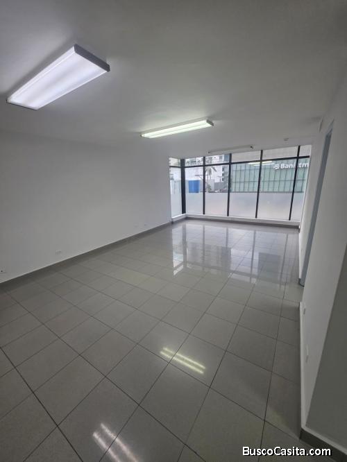 Alquiler de locales comerciales en Calle 50 – Edificio Fontenac