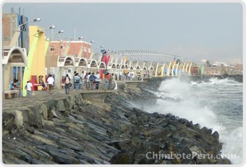 VENDO CASA 1 PISO EN JR.ENRIQUE PALACIOS - CHIMBOTE.