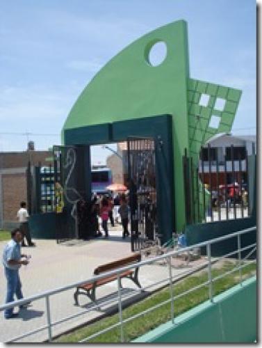 ALQUILO DPTO.AMOBLADO C/COCHERA Y PISCINA / URB.CASUARINAS II ETAPA - NVO.CHIMBOTE.