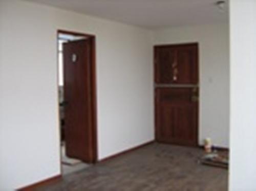 VENDO OFICINA EN LA PERLA  AV LA MARINA