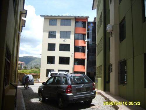 Se Vende Departamento en CONDOMINIO INGENIERIA I