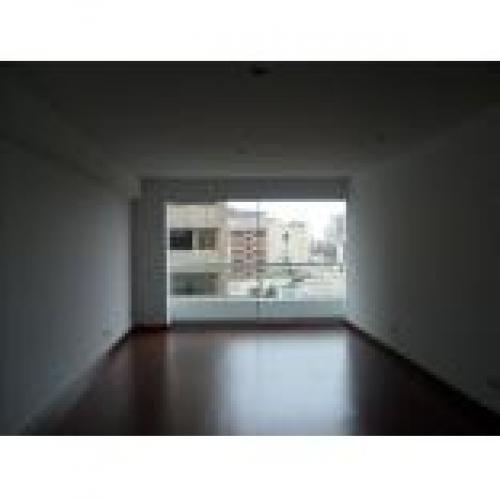 ID 886 DEPARTAMENTO VENTA SAN ISIDRO