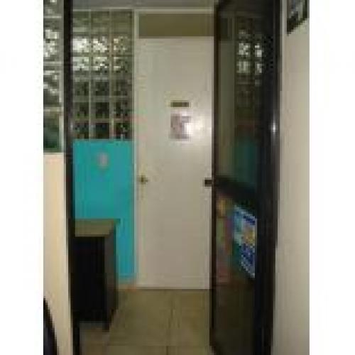 ID 904  OFICINAS ALQUILER SURCO POR OV. HIGUERETA