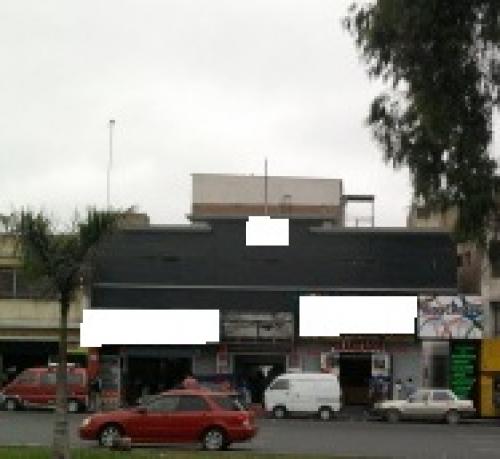 LOCAL COMERCIAL EN LA VICTORIA  A/T400m2  A/C600m2