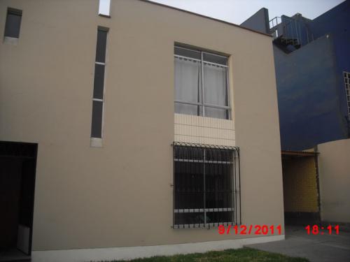 SAN BORJA, AV. JAVIER PRADO ESTE CDRA. 14, ALQUILO CASA PARA OFICINAS ADMINISTRATIVAS.
