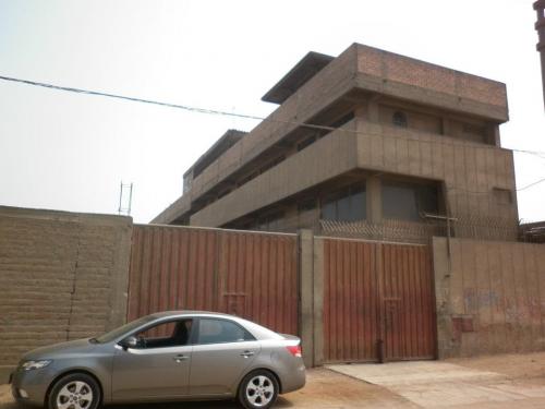 SE VENDE LOCAL INDUSTRIAL EN URB SAN CARLOS SJL 