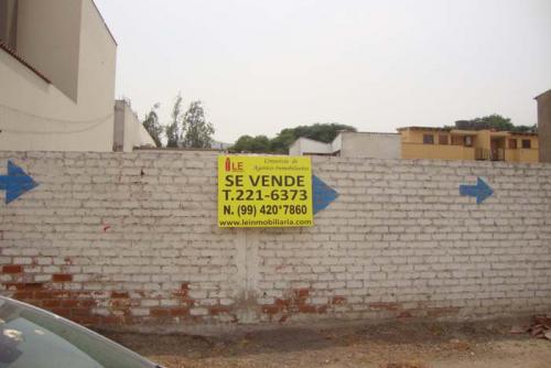 VENTA DE TERRENO EN CALLE LAS CAOBAS Nº 430 URB. EL REMANSO EN EL DISTRITO DE LA MOLINA