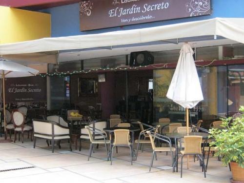 VENTA  - TIENDA EN  CALLE MARTIR OLAYA 139 TDA.101-102 MIRAFLORES 