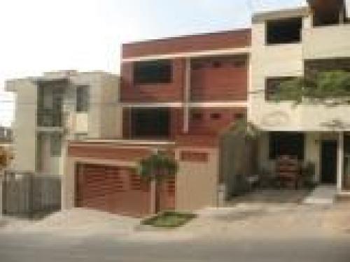 CASA EN LA MOLINA-ESTRENO