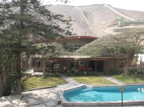 VENDO CASA EN SOL DE LA MOLINA - LA MOLINA