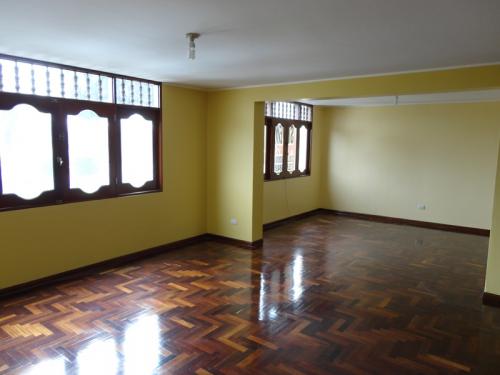 VENTA DE CASA EN AV. TOMAS VALLE Nº 3255 URB. EL CONDOR - CALLAO