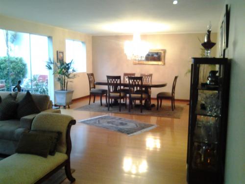 LINDA CASA SOL DE LA MOLINA