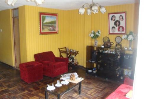 VENTA DE CASA EN JR. OROPEZA N° 610 – SAN LUIS