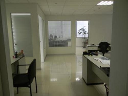 alquilo oficina centro empresarial el trigal