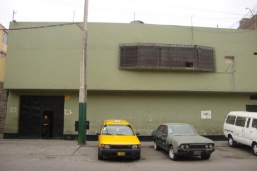VENTA DE LOCAL INDUSTRIAL EN LA VICTORIA